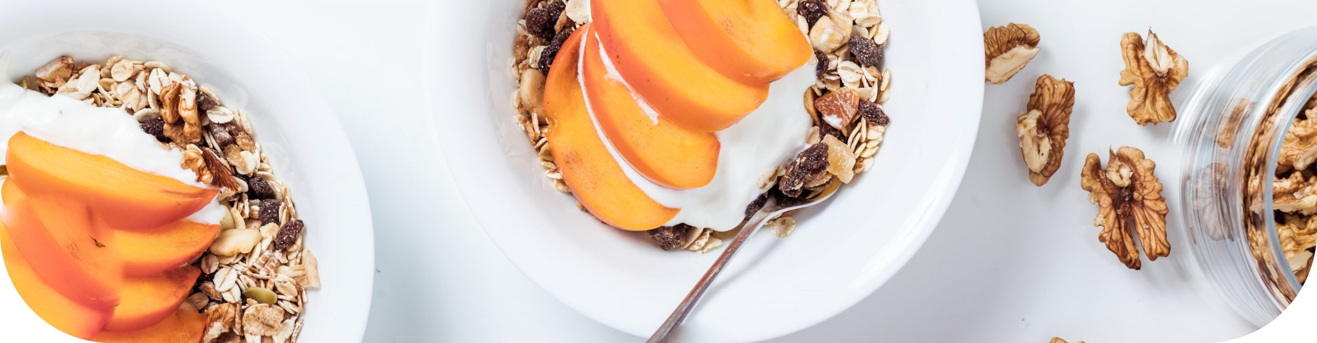 fondo en el que aparece un surtido de comida