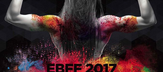 Foto de una mujer de espaldas